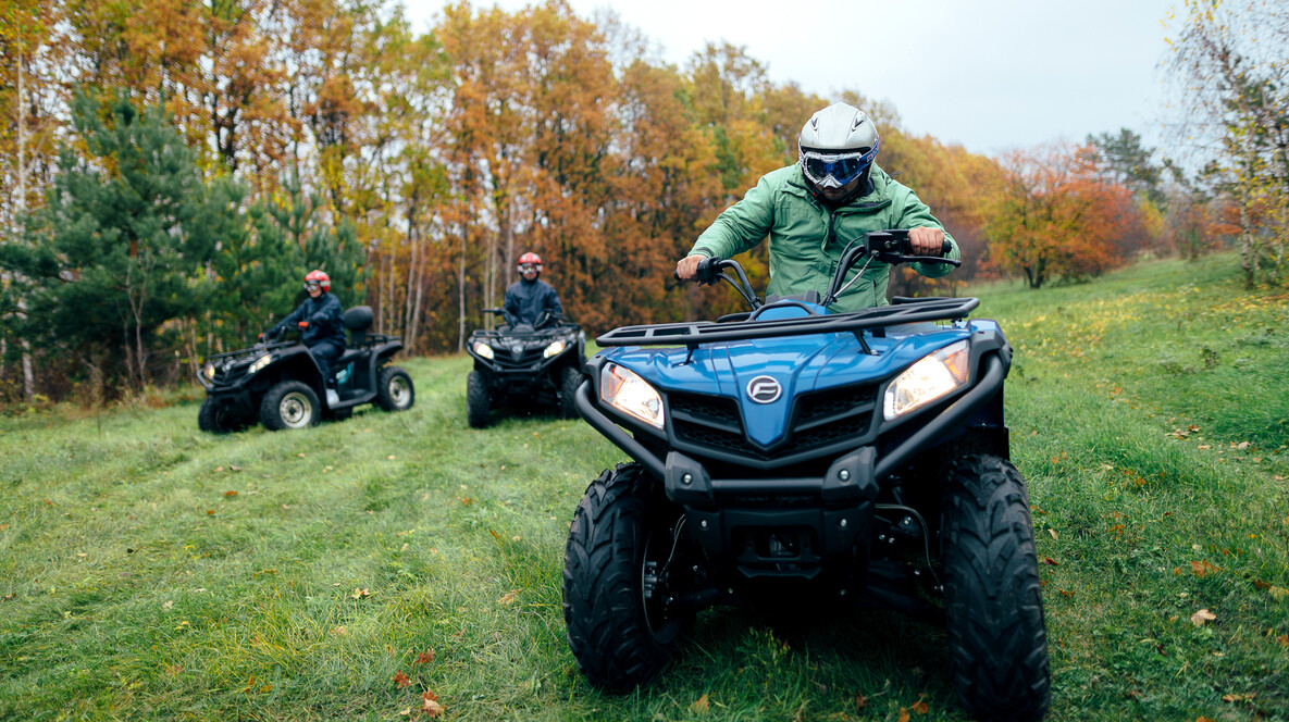 Прогулянка на квадроциклах для компанії Квадроцикли у Вінниці - Прогулянка на квадроциклах для компанії