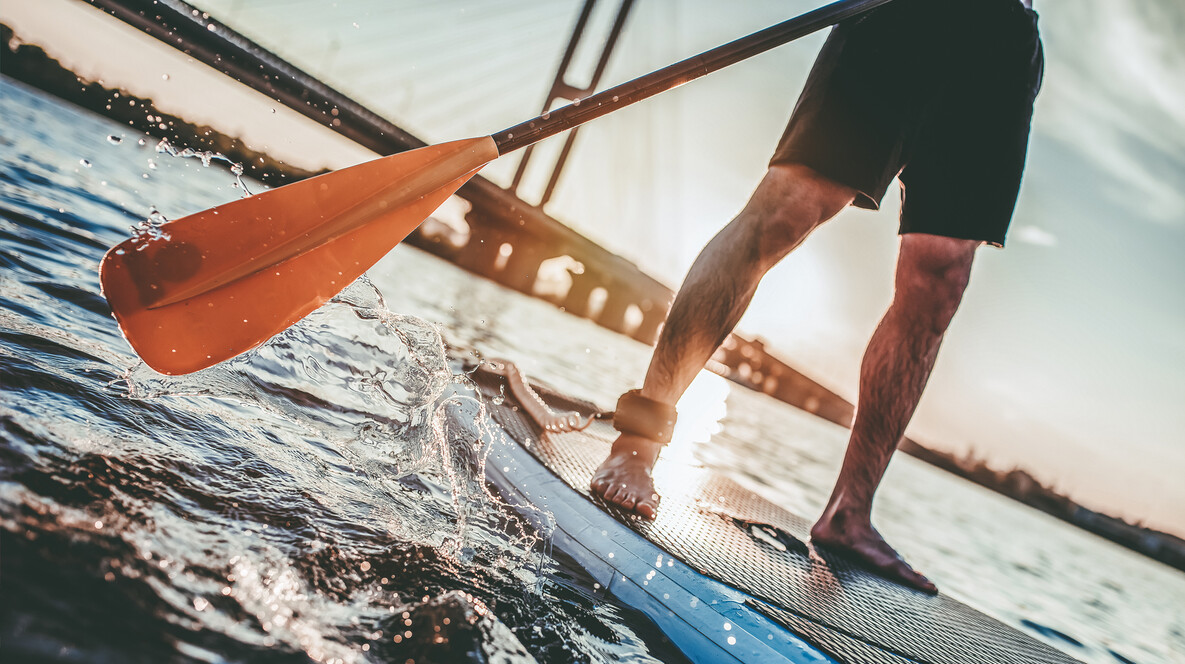 SUP-серфінг на світанку Подарунки на Новий рік клієнтам у Дніпрі - SUP-серфінг на світанку