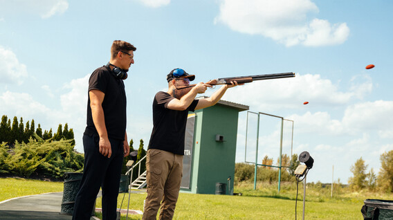 Стендова стрільба для двох на стрільбищі Як відсвяткувати річницю 25 років - Стендова стрільба для двох на стрільбищі