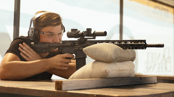 Стрельба из карабина для двоих на стрельбище Куда пойти с родителями - Стрельба из карабина для двоих на стрельбище