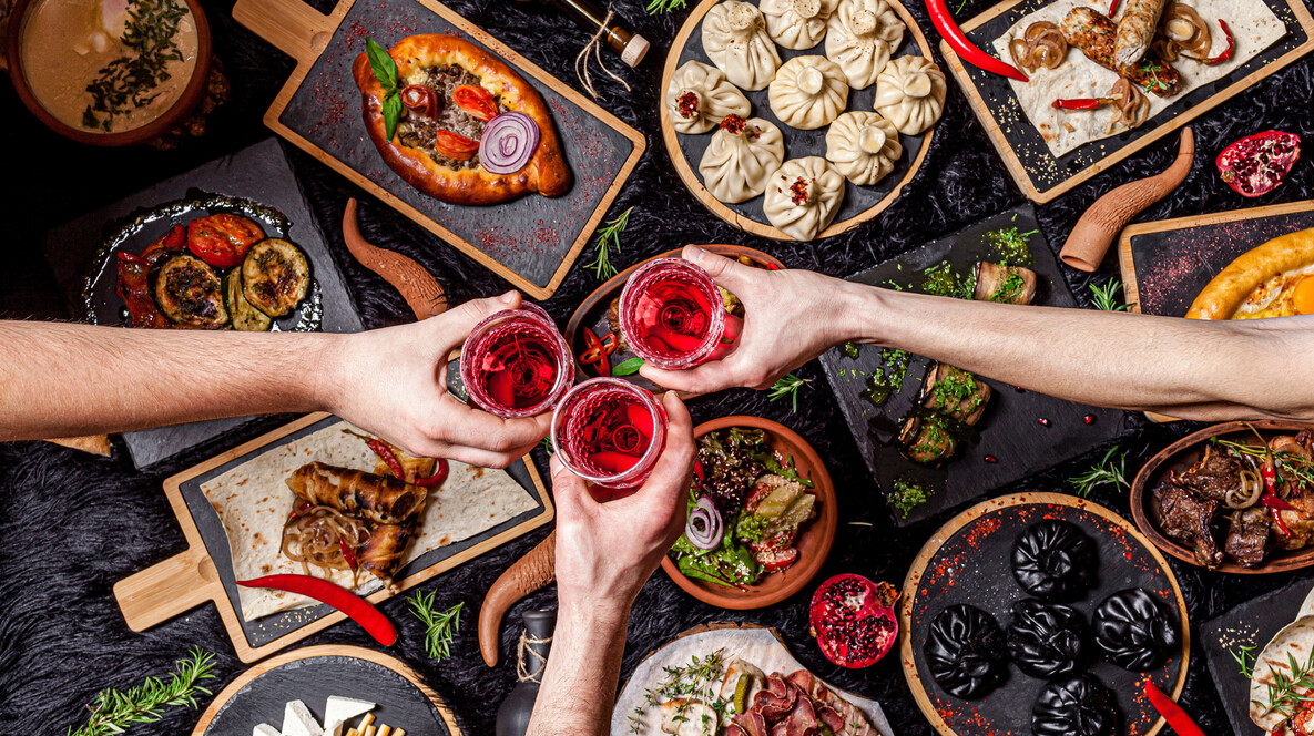 Вечеря у ресторані «Той самий Баранчик» Подарунки жінці в Харкові - Вечеря у ресторані «Той самий Баранчик»