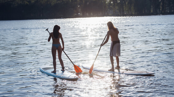 SUP-серфинг для компании SUP-серфинг для компании