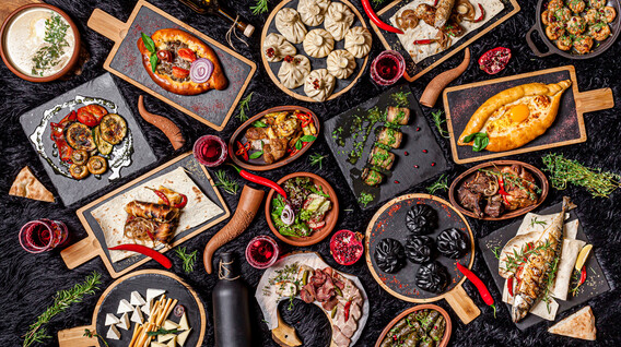 Вечеря у ресторані «Той самий Баранчик» Подарунки на 12 років весілля у Львові - Вечеря у ресторані «Той самий Баранчик»