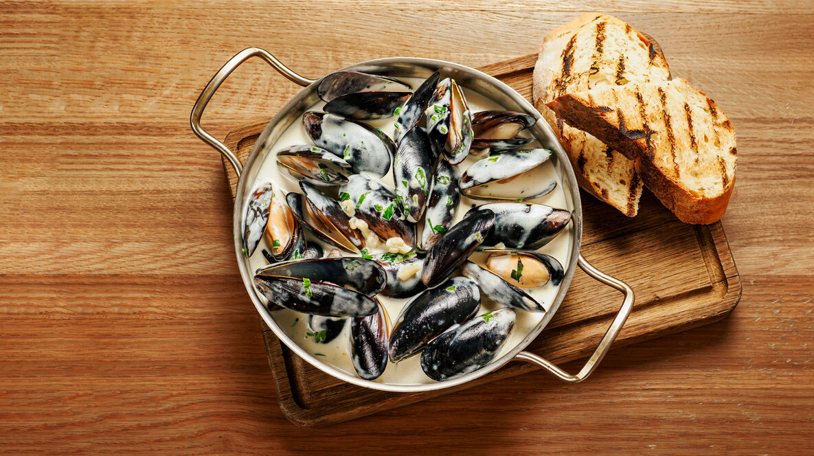 Вечеря в барі мідій «Котелок» Вечеря в барі мідій «Котелок»