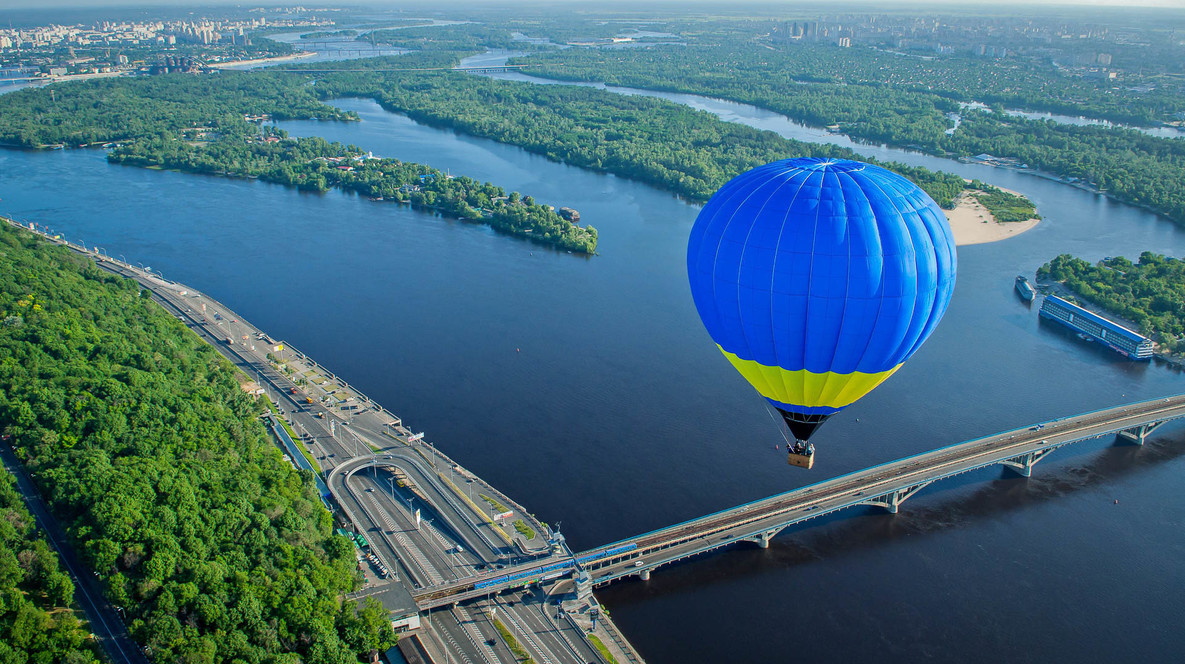 Політ на повітряній кулі над Києвом Подарунки дівчинці на день народження - Політ на повітряній кулі над Києвом