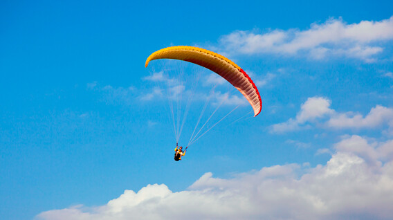 Мастер-класс управления парапланом для двоих Подарки на 8 марта сотрудницам в Харькове - Мастер-класс управления парапланом для двоих