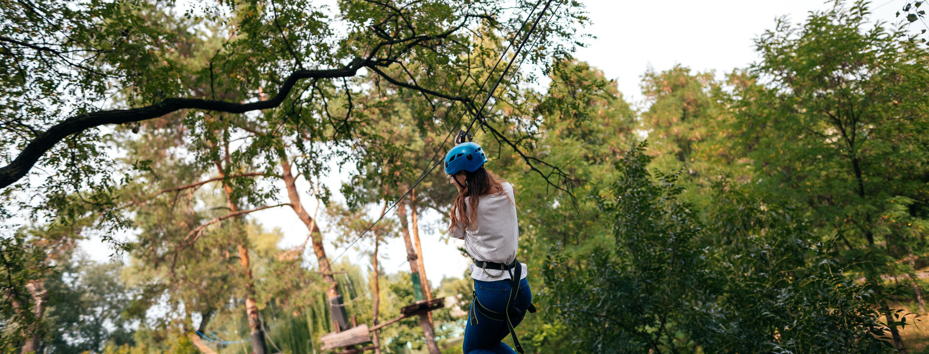 Троллейный парк для компании в Киеве - 7 Фото 7 - Полет на Zip-line для компании