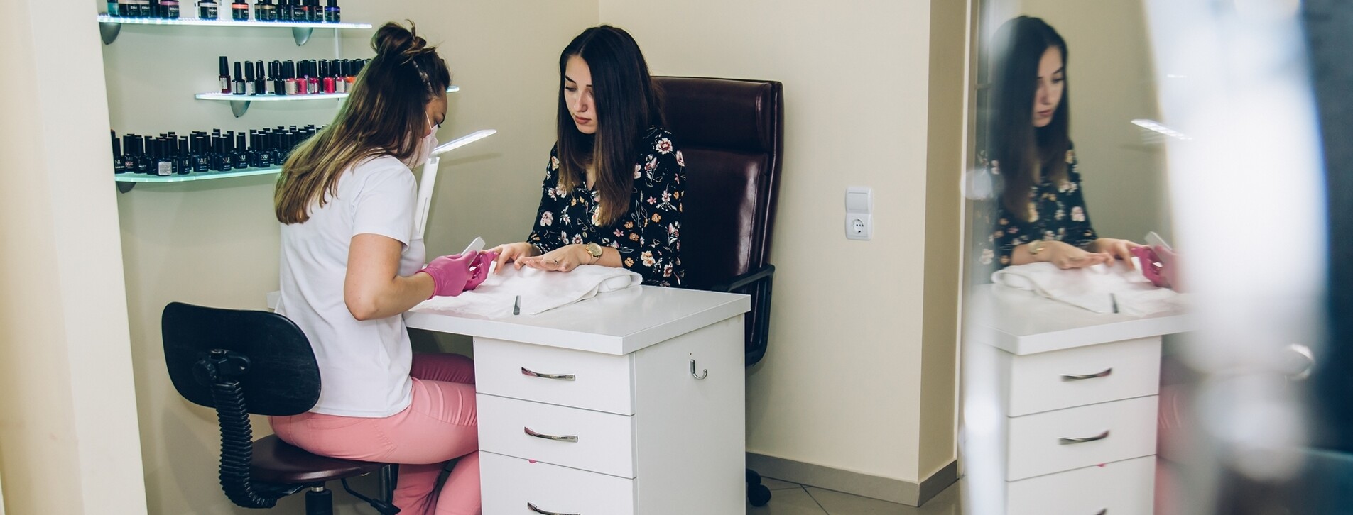 Стильный маникюр во Львове - 5 Фото 5 - Стильный маникюр