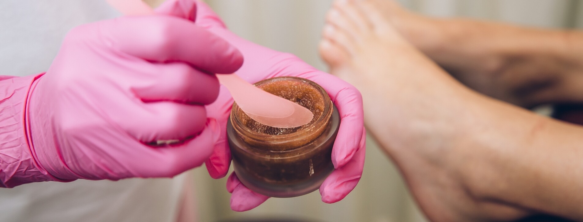 SPA догляд для рук і ніг у Львові - 6 Фото 6 - SPA догляд для рук і ніг