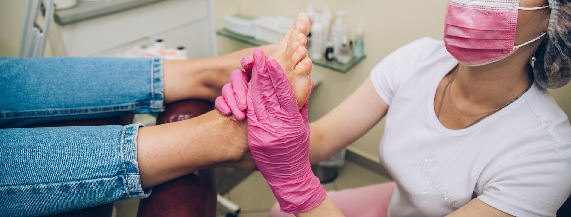 SPA догляд для рук і ніг у Львові - 8 Фото 8 - SPA догляд для рук і ніг