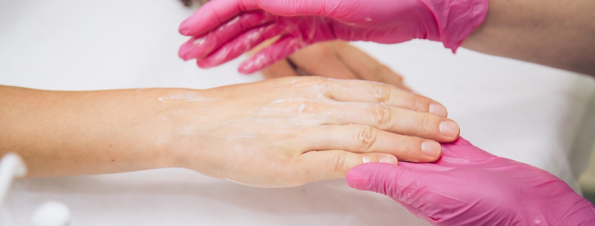 SPA догляд для рук і ніг у Львові - 2 Фото 2 - SPA догляд для рук і ніг