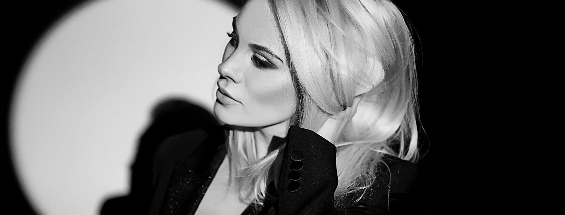 Фотосесія з проектором для двох у Києві - 7 Фото 7 - Фотосесія з проектором для двох