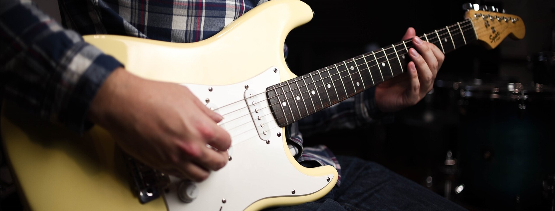 Мастер-класс игры на электрогитаре во Львове - 11 Фото 11 - Мастер-класс игры на электрогитаре