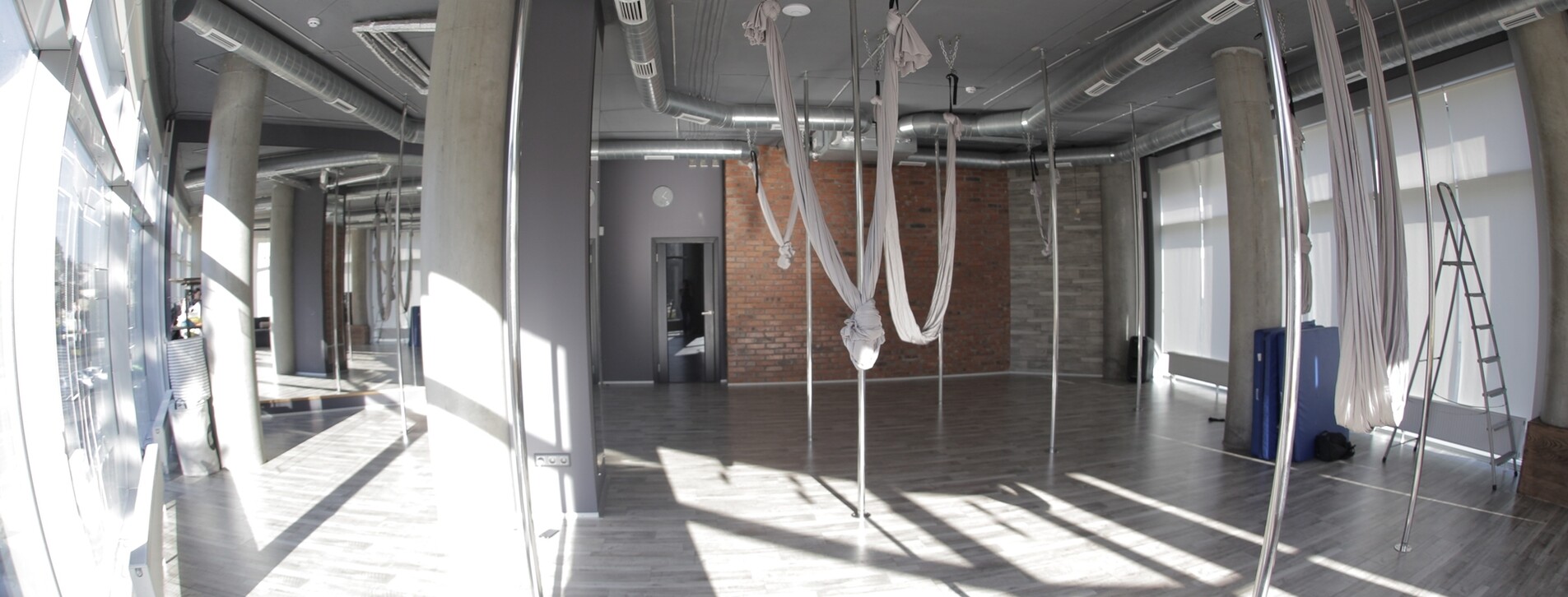 Йога в повітрі у Львові - 11 Фото 11 - Йога в повітрі