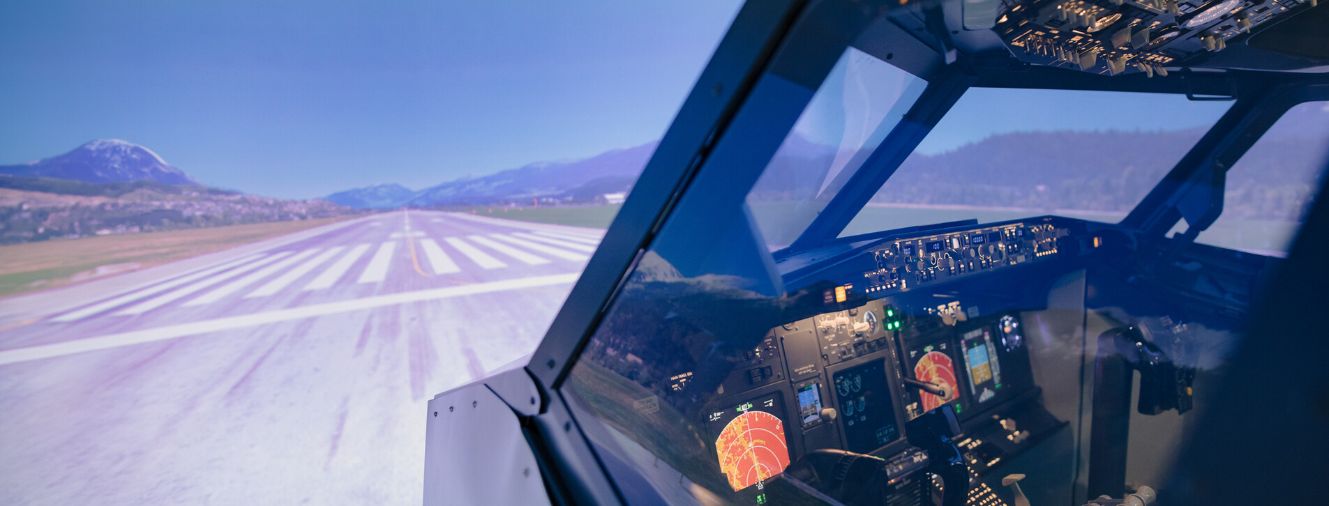Авіасимулятор Boeing-737 для двох у Києві - 5 Фото 5 - Авіасимулятор Boeing-737 для двох