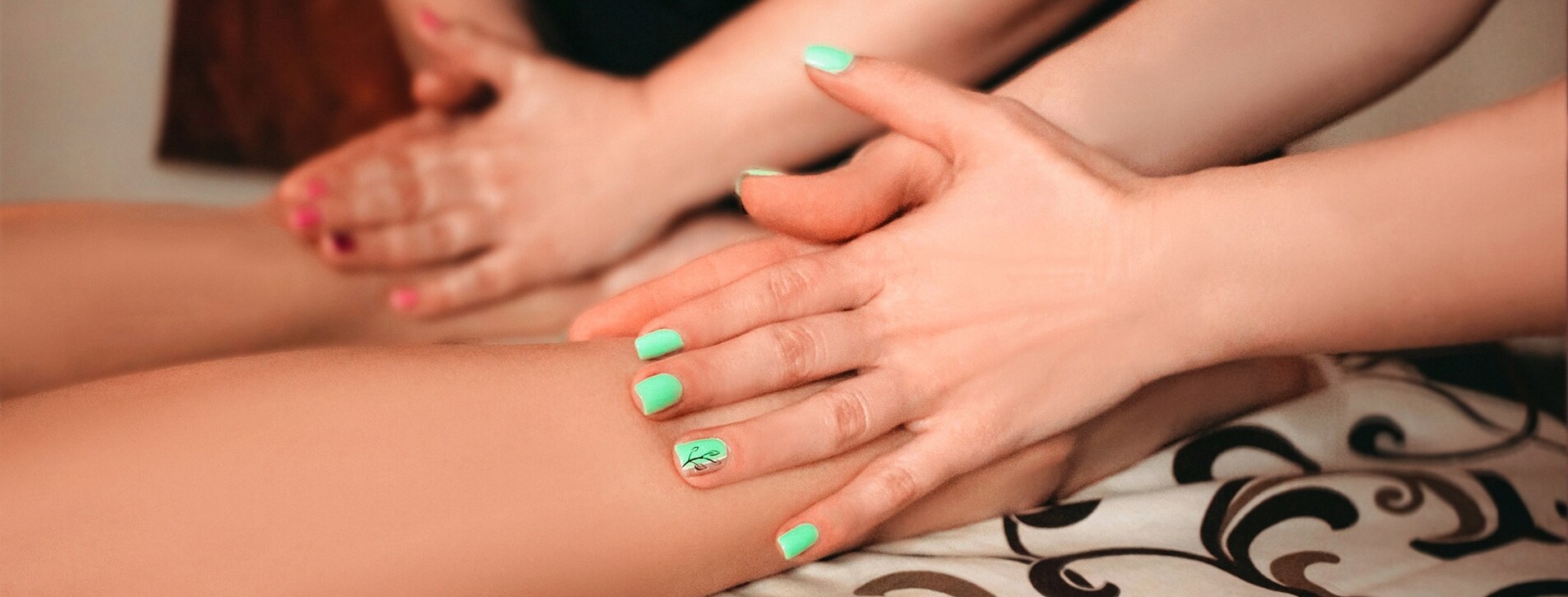 Масаж у чотири руки в Дніпрі - 8 Фото 8 - Масаж у чотири руки