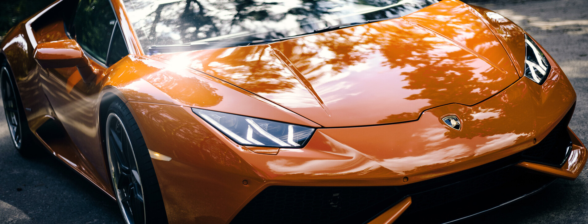 Тест-драйв суперкара Lamborghini для двоих в Киеве - 5 Фото 5 - Тест-драйв суперкара Lamborghini для двоих
