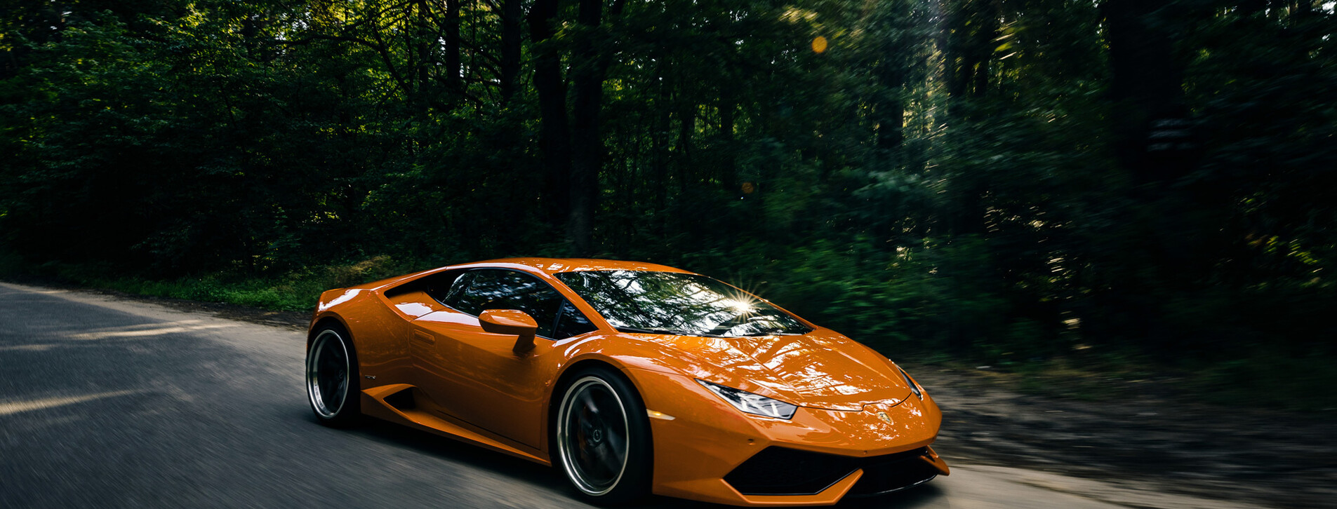 Тест-драйв суперкара Lamborghini для двоих в Киеве - 2 Фото 2 - Тест-драйв суперкара Lamborghini для двоих