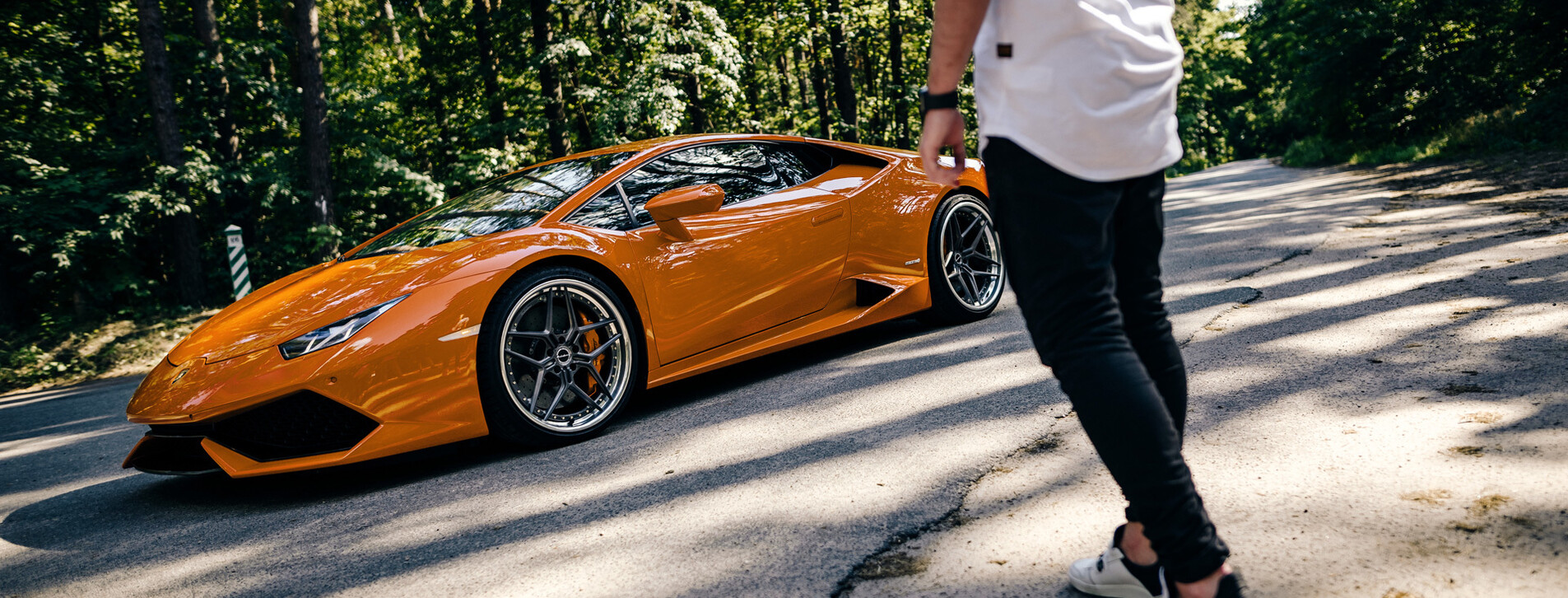 Тест-драйв суперкара Lamborghini для двоих в Киеве - 8 Фото 8 - Тест-драйв суперкара Lamborghini для двоих