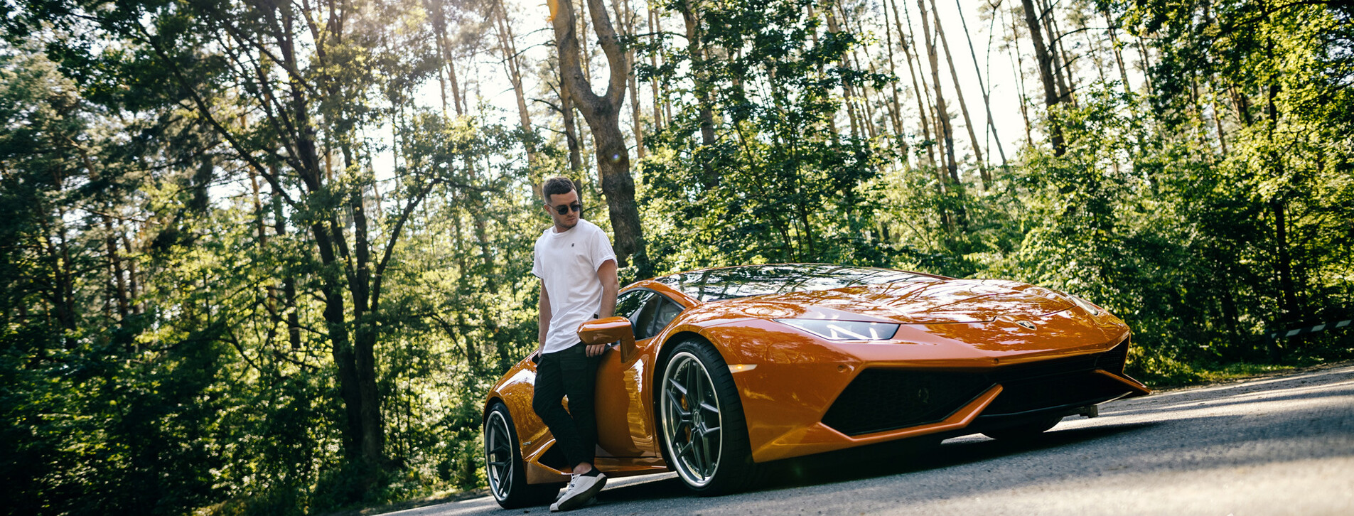 Тест-драйв суперкара Lamborghini для двоих в Киеве - 6 Фото 6 - Тест-драйв суперкара Lamborghini для двоих