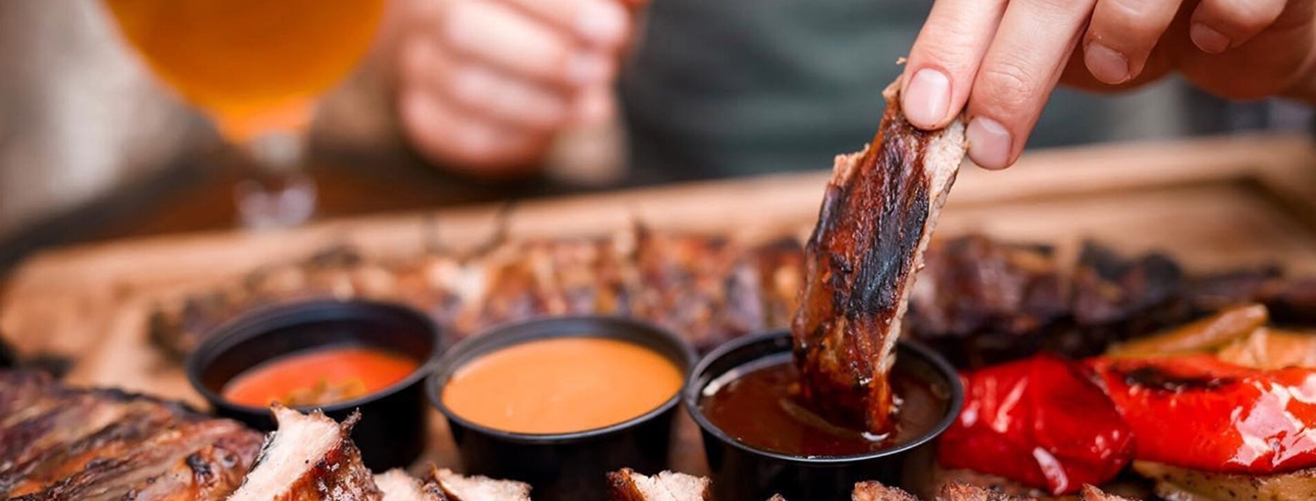 Ужин в «Реберні» для компании во Львове - 14 Фото 14 - Ужин в «Реберні»