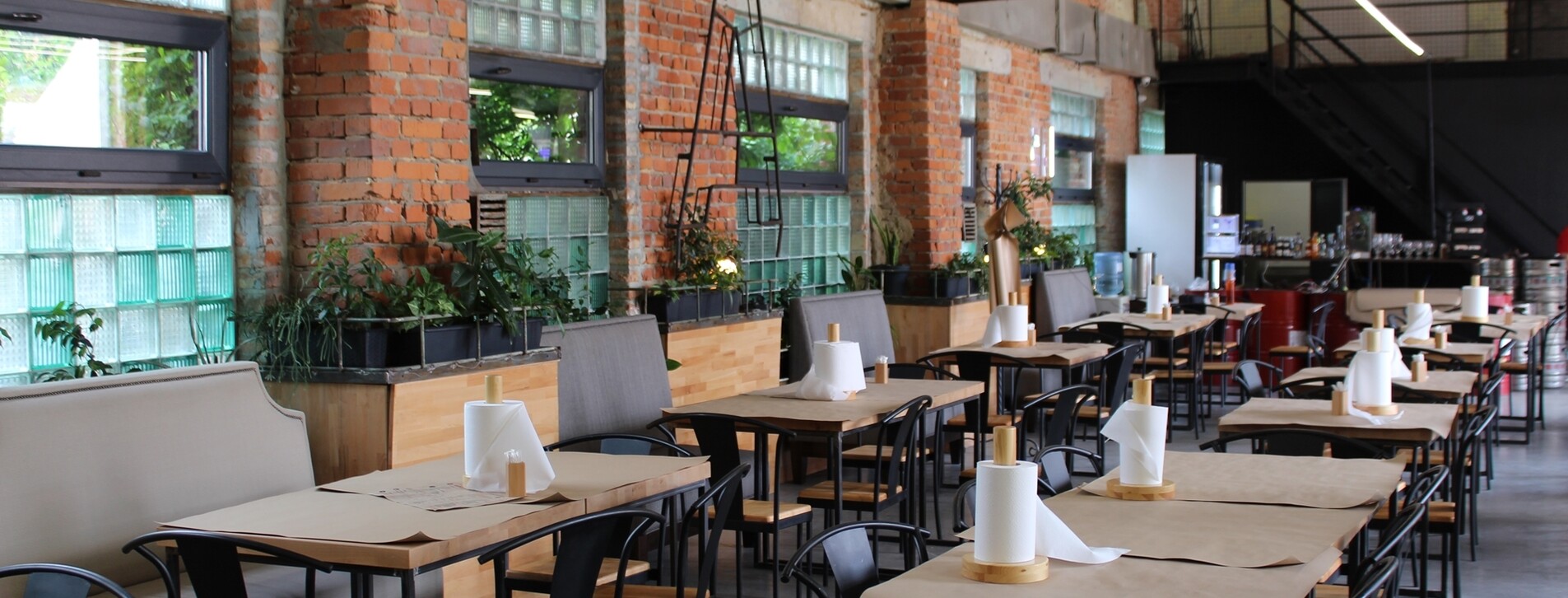 Ужин в «Реберні» для компании во Львове - 16 Фото 16 - Ужин в «Реберні»