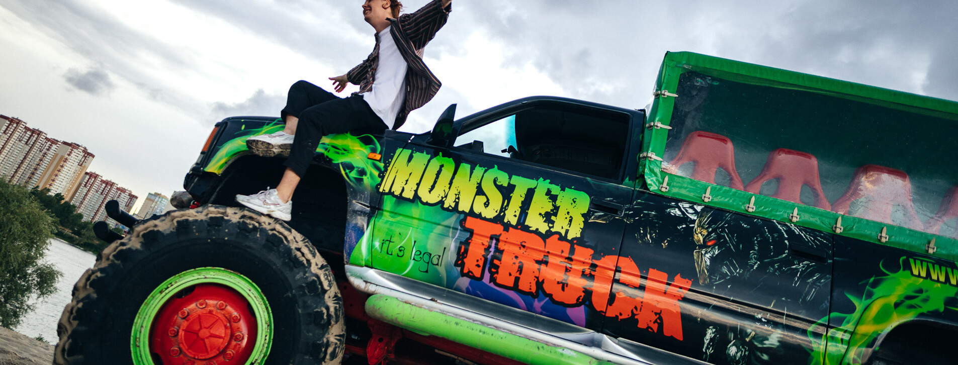 Катание на Monster Truck в Киеве - 4 Фото 4 - Катание на Monster Truck
