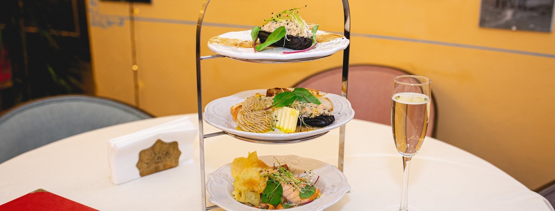 Вечер в Grand Cafe Leopolis для компании во Львове - 3 Фото 3 - Вечер в Grand Cafe Leopolis