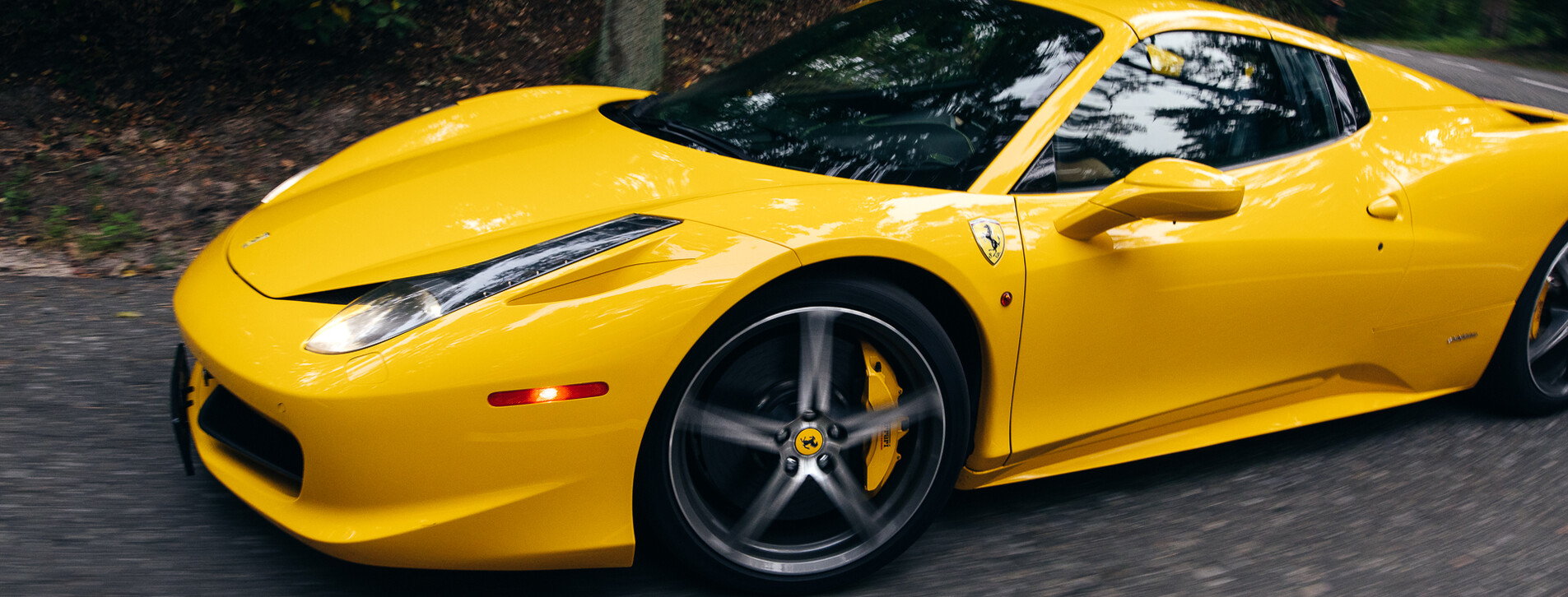 Тест-драйв суперкара Ferrari в Києві - 9 Фото 9 - Тест-драйв суперкара Ferrari