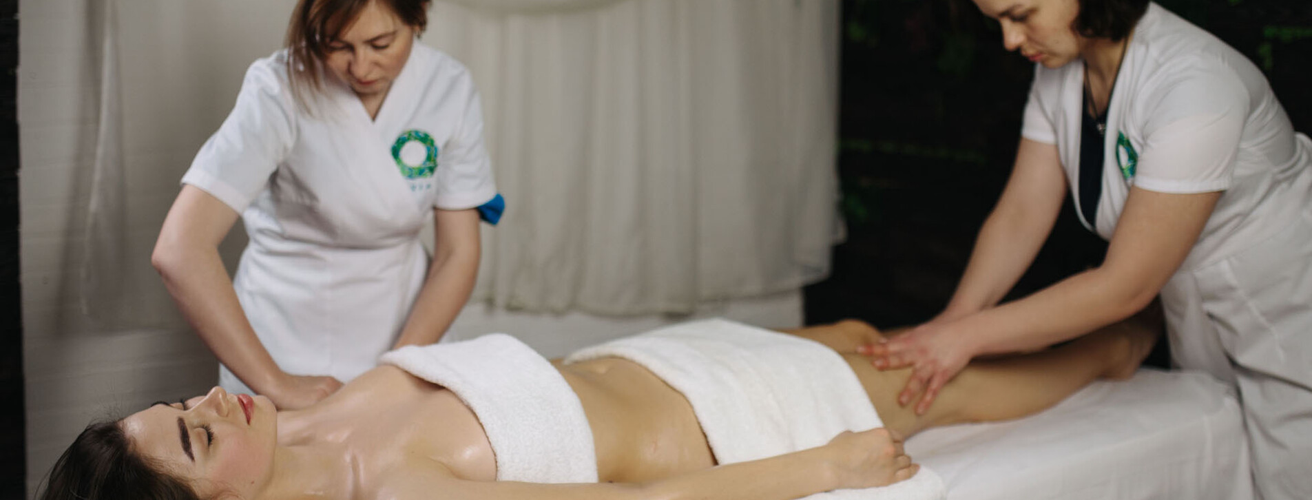 Массаж в четыре руки в Одессе - 4 Фото 4 - Массаж в четыре руки