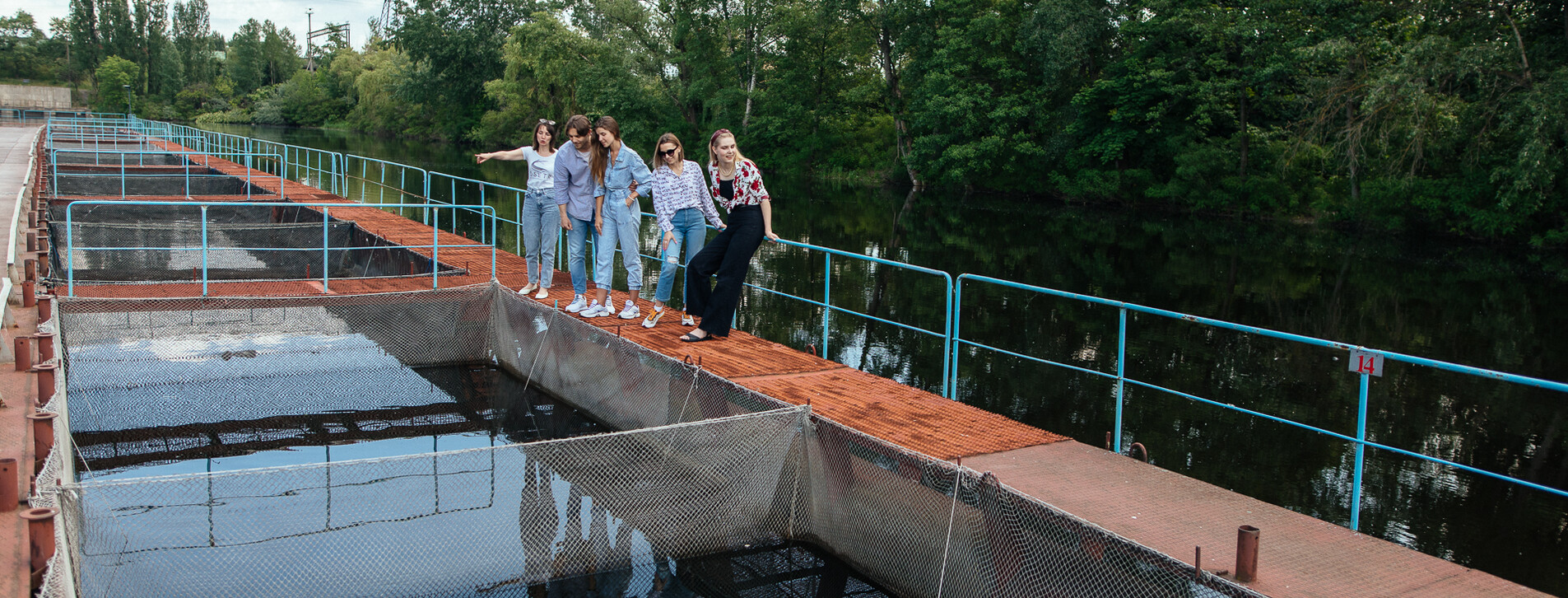 Екскурсія на осетрову ферму для компанії в Києві - 6 Фото 6 - Екскурсія на осетрову ферму для компанії