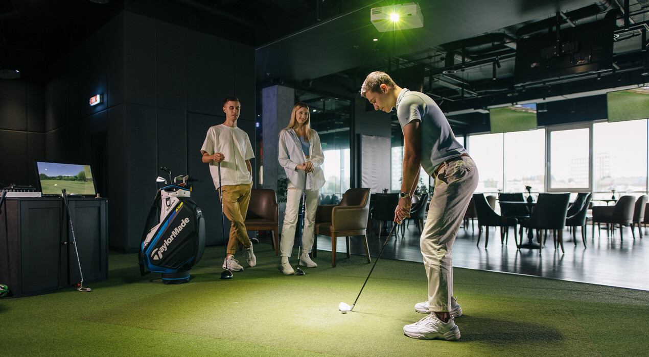 Cosmos Golf - Гольф-симулятор - 2 Фото 2 - Cosmos Golf - Гольф-симулятор