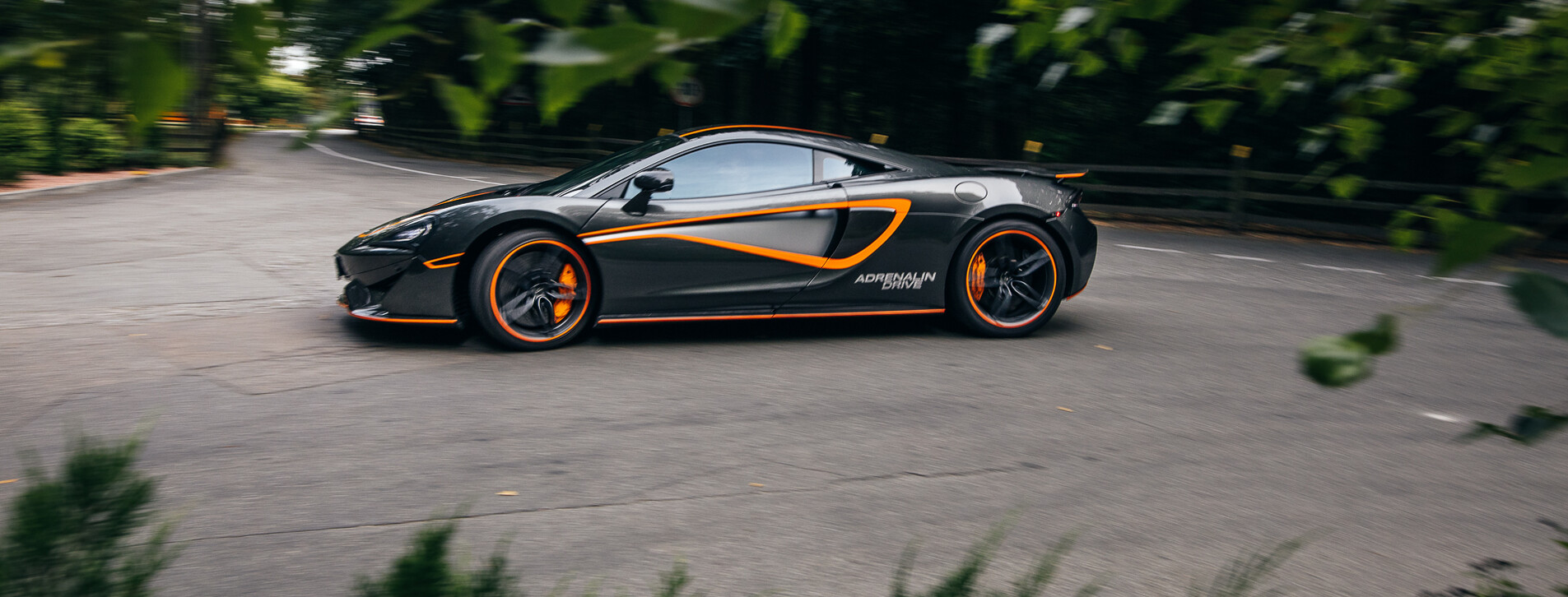 Тест-драйв суперкара McLaren для двоих в Киеве - 7 Фото 7 - Тест-драйв суперкара McLaren для двоих
