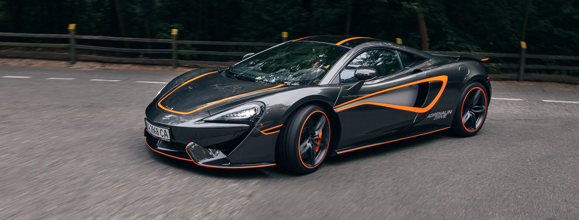 Тест-драйв суперкара McLaren для двоих в Киеве - 6 Фото 6 - Тест-драйв суперкара McLaren для двоих
