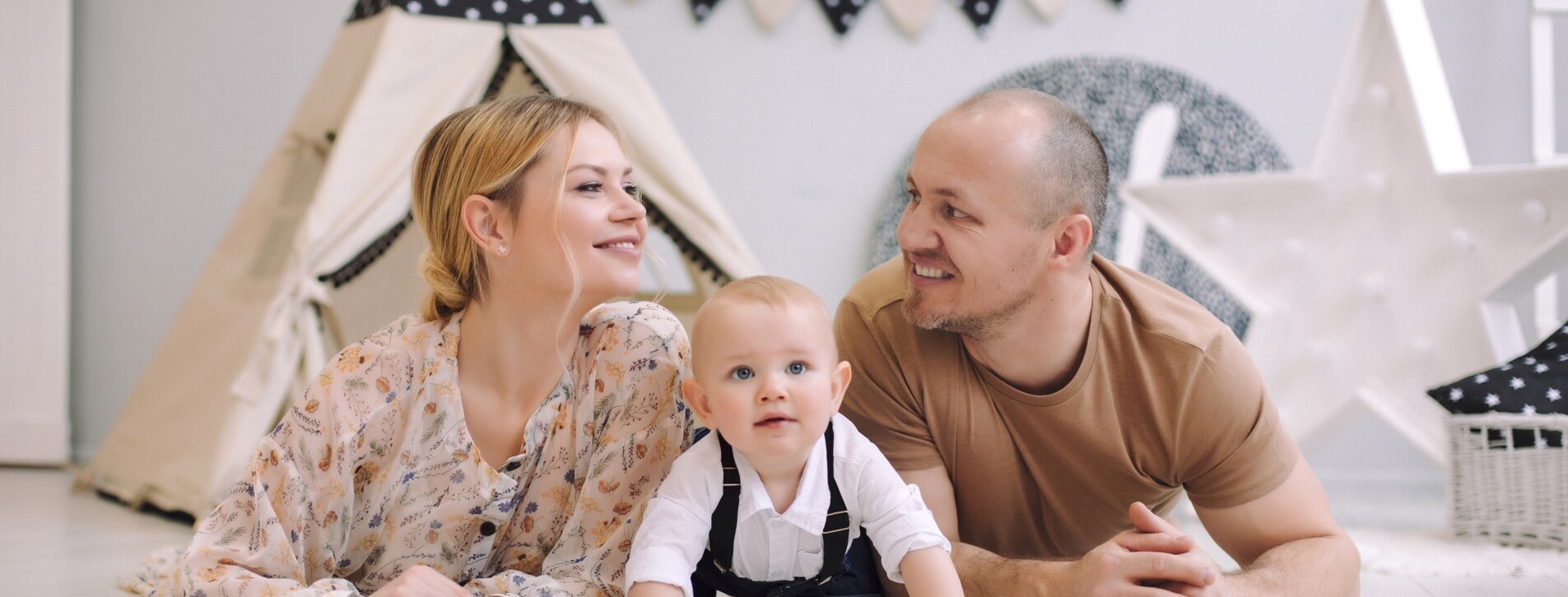 Семейная фотосессия в Киеве - 11 Фото 11 - Семейная фотосессия