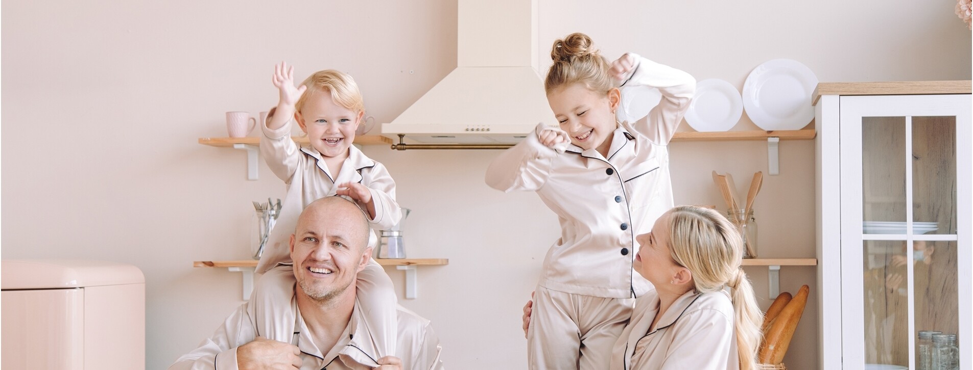 Семейная фотосессия в Киеве - 10 Фото 10 - Семейная фотосессия