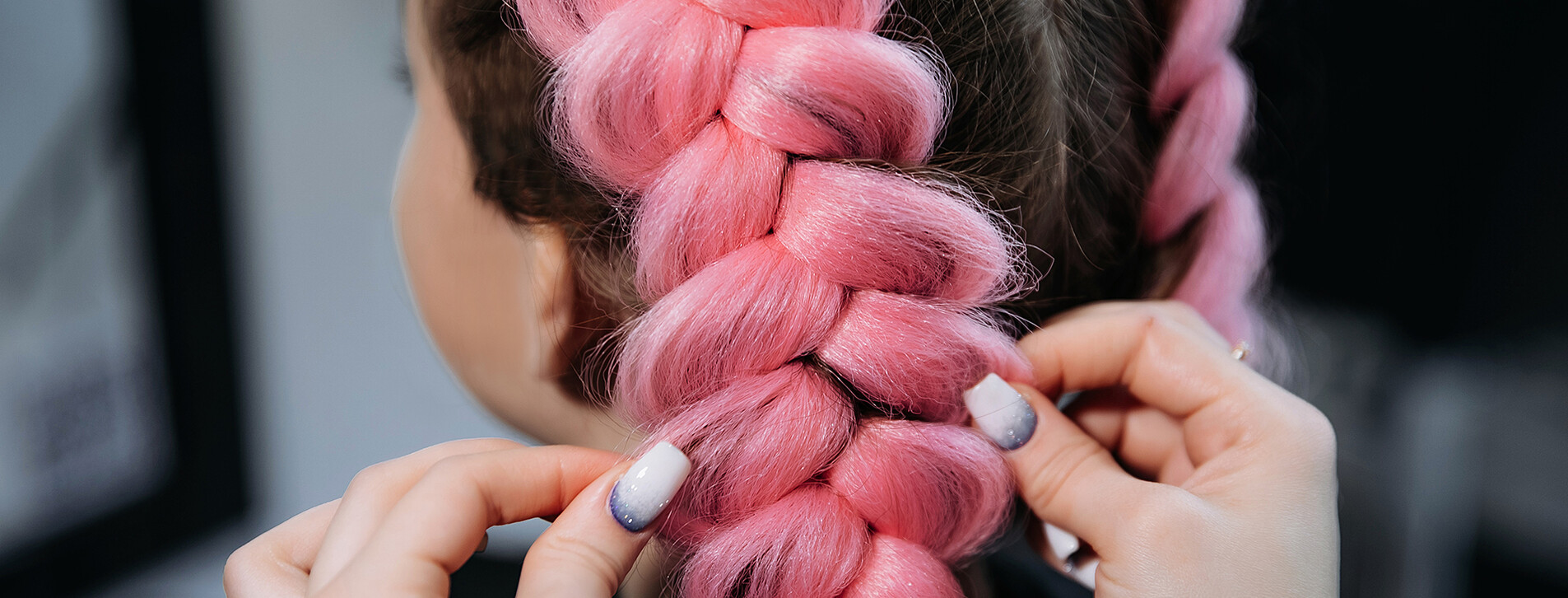 Яскраві коси з канекалоном у Львові - 7 Фото 7 - Яскраві коси з канекалоном