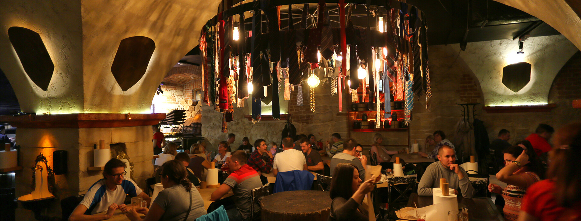 Ужин в «Реберні» для компании во Львове - 28 Фото 28 - Ужин в «Реберні»