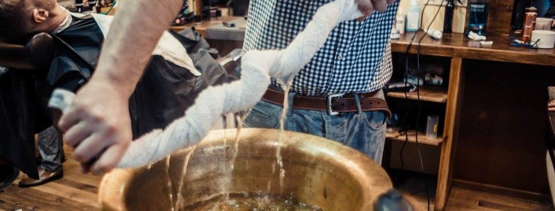 Бритье опасной бритвой в Харькове - 12 Фото 12 - Бритье опасной бритвой