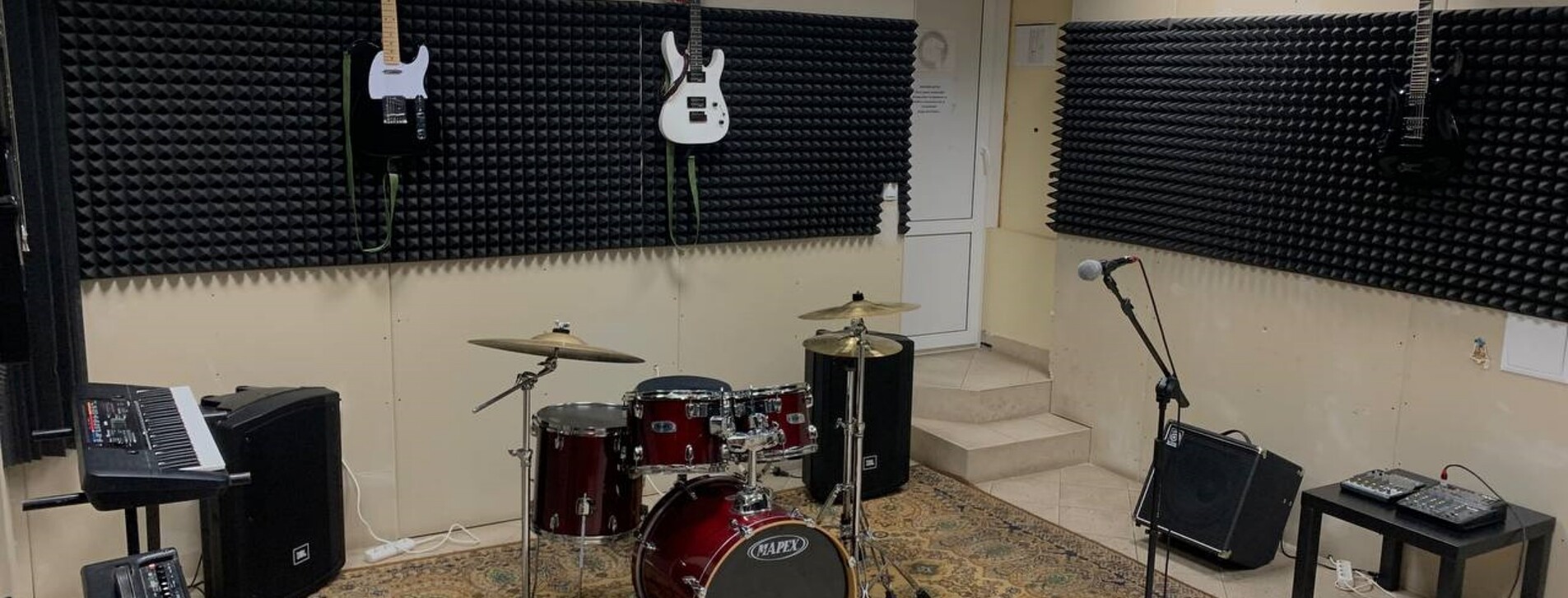 Гра на 5 музичних інструментах у Києві - 16 Фото 16 - Гра на 5 музичних інструментах