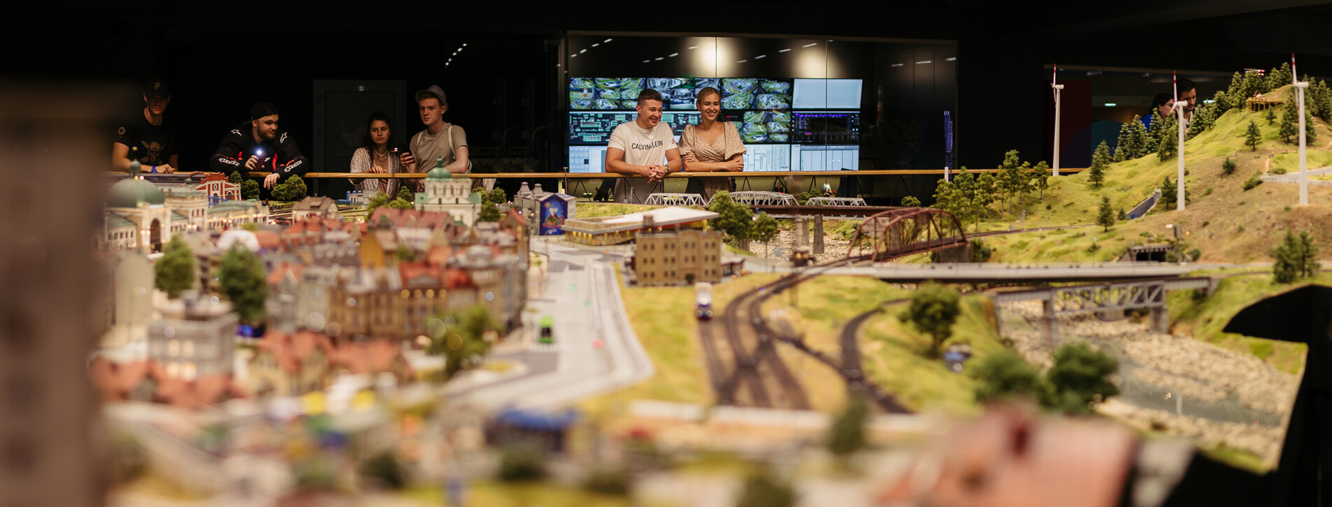 Железнодорожный музей миниатюр Miniland для компании в Киеве - 2 Фото 2 - Железнодорожный музей миниатюр Miniland для компании