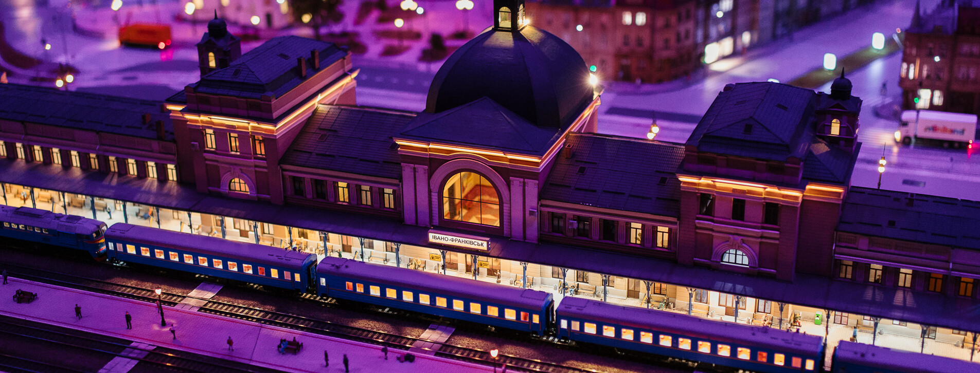 Железнодорожный музей миниатюр Miniland для компании в Киеве - 5 Фото 5 - Железнодорожный музей миниатюр Miniland для компании
