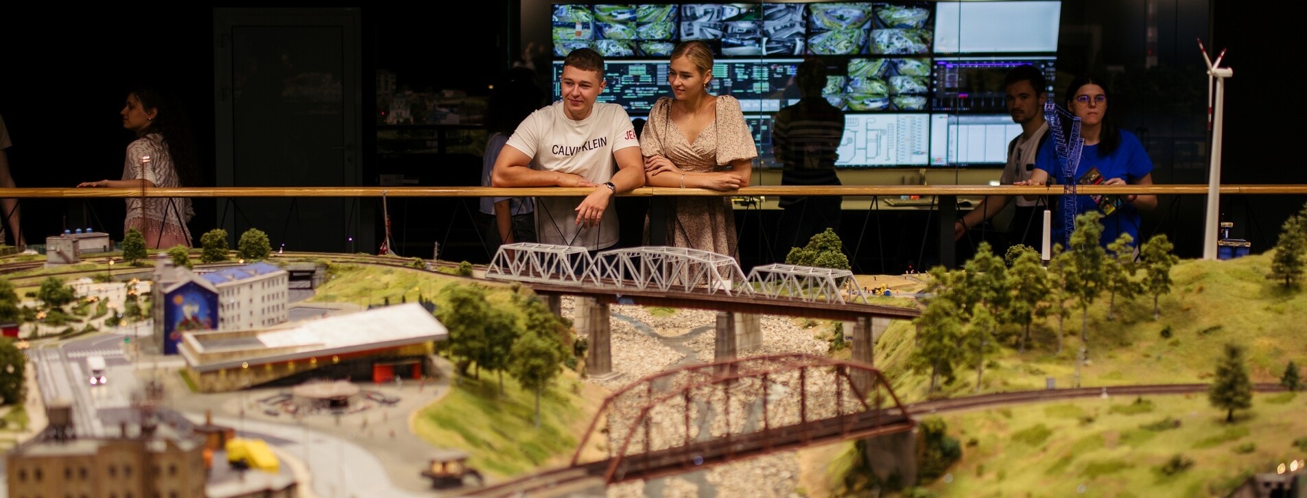 Железнодорожный музей миниатюр Miniland для компании в Киеве - 6 Фото 6 - Железнодорожный музей миниатюр Miniland для компании