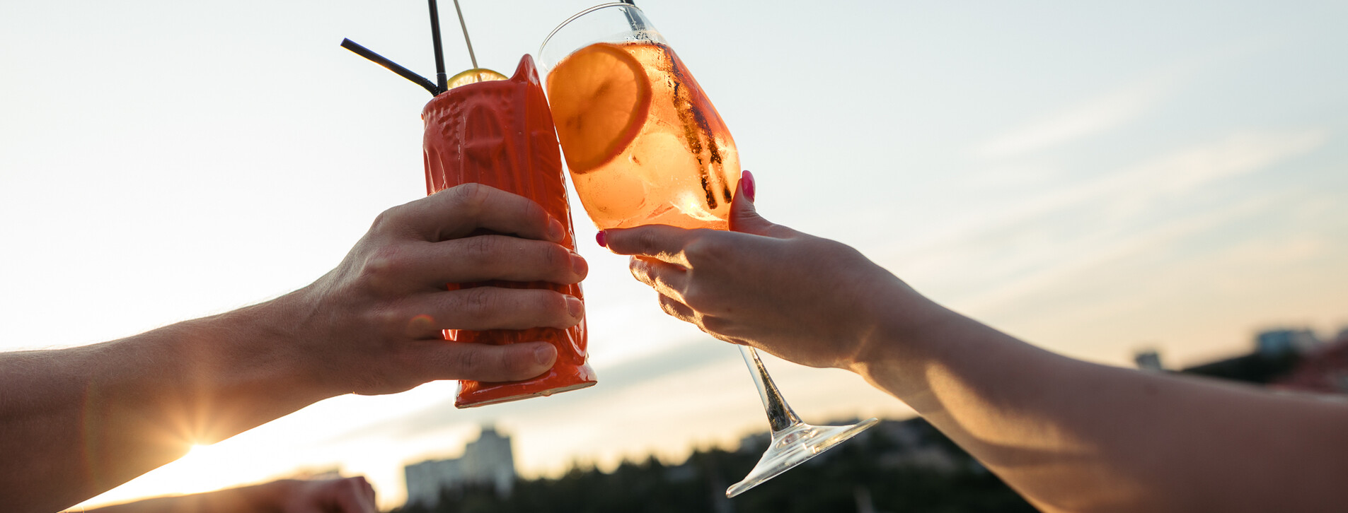 Захід сонця на терасі для компанії в Києві - 4 Фото 4 - Захід сонця на терасі