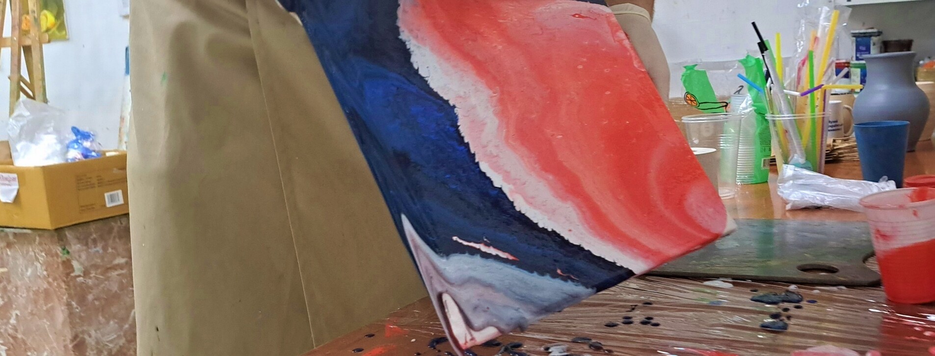 Абстрактная живопись Fluid Art для компании в Киеве - 5 Фото 5 - Абстрактная живопись Fluid Art для компании