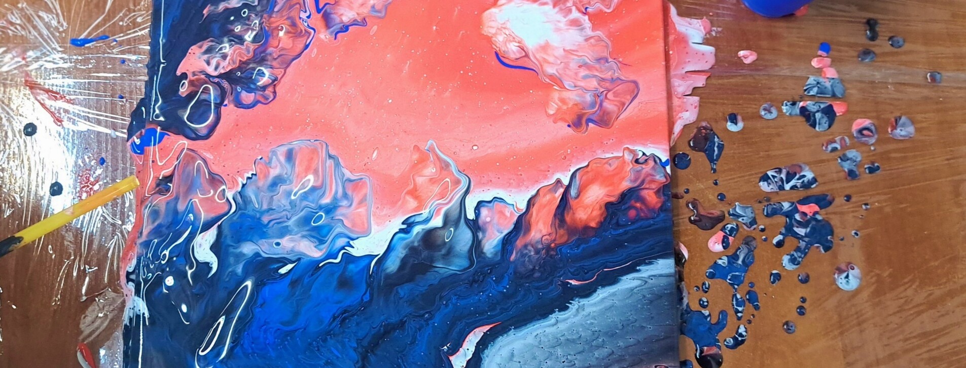 Абстрактная живопись Fluid Art для компании в Киеве - 7 Фото 7 - Абстрактная живопись Fluid Art для компании