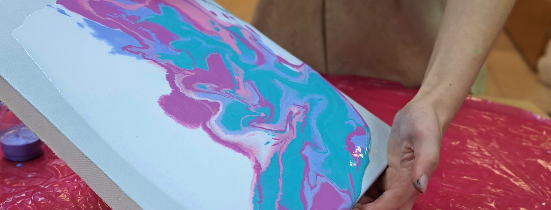 Абстрактний живопис Fluid Art у Києві - 10 Фото 10 - Абстрактний живопис Fluid Art