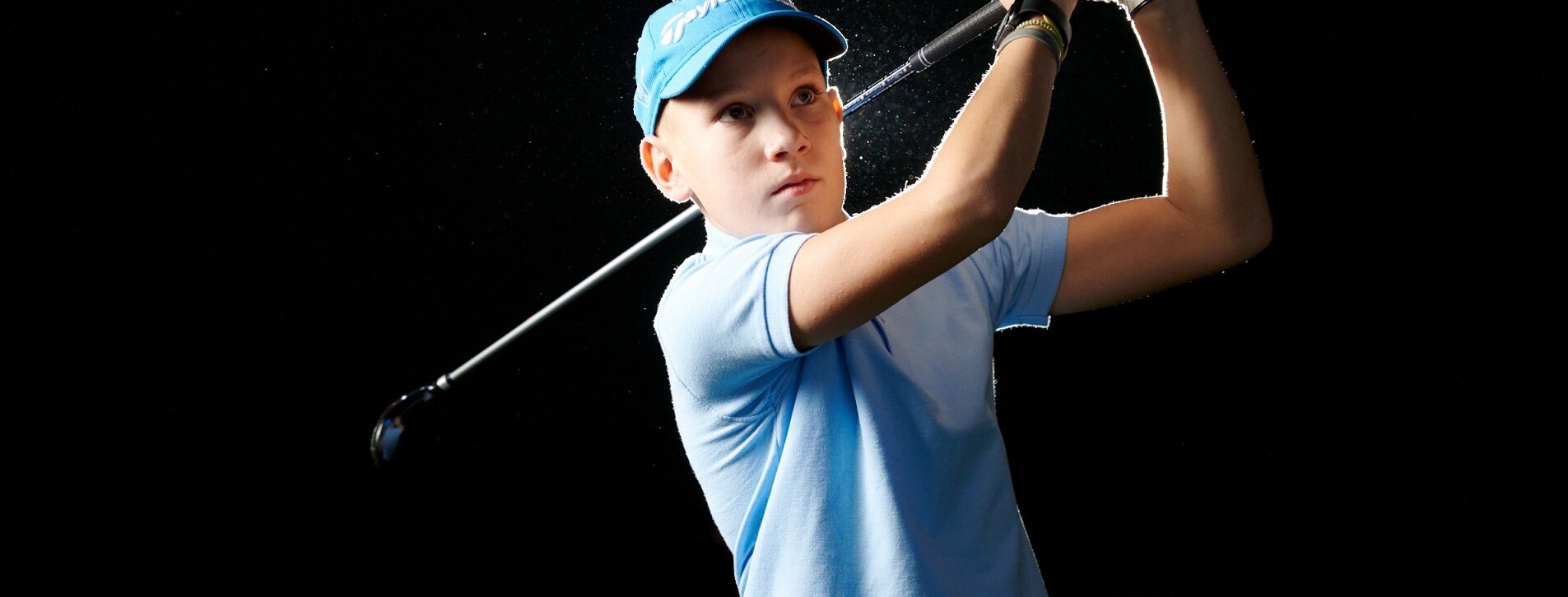 Дитячий майстер-клас гольфу на симуляторі у Львові - 2 Фото 2 - Дитячий майстер-клас гольфу на симуляторі