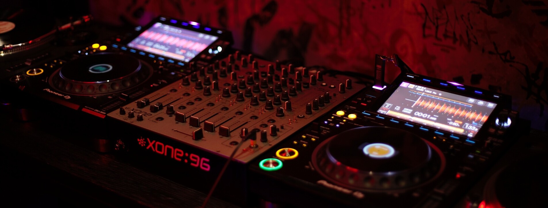 Мастер-класс dj во Львове - 7 Фото 7 - Мастер-класс dj