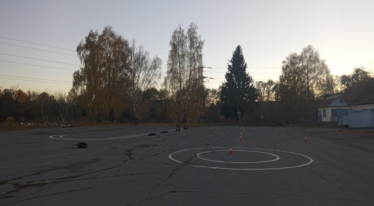 Люкс Авто - Автошкола - 6 Фото 6 - Люкс Авто - Автошкола